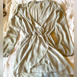 Love Light Blur Long Sleeve Wrap Dress Small